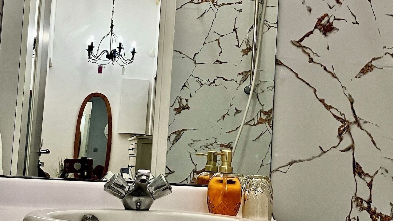Photo of Bathroom in Chelles