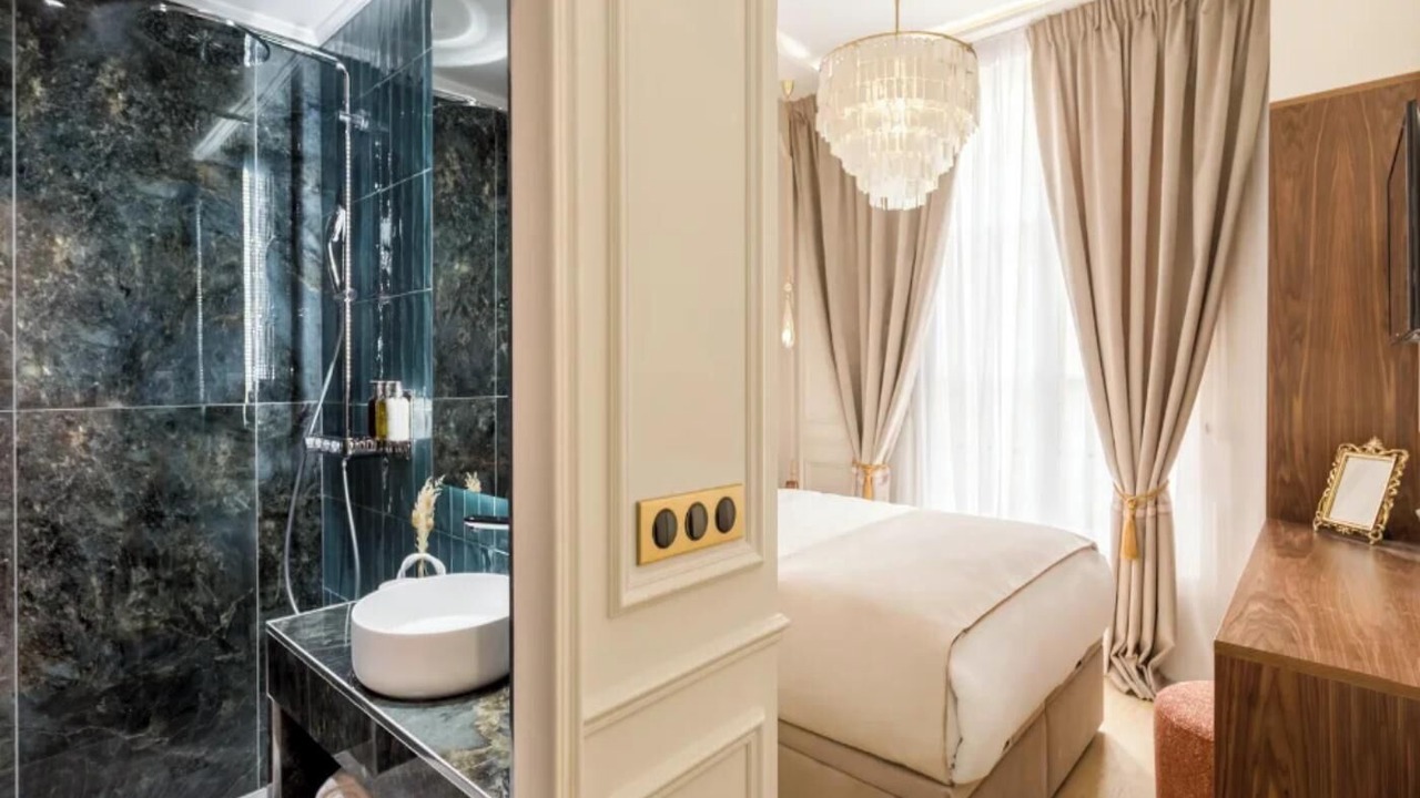 Photo of Bathroom in Chaillot