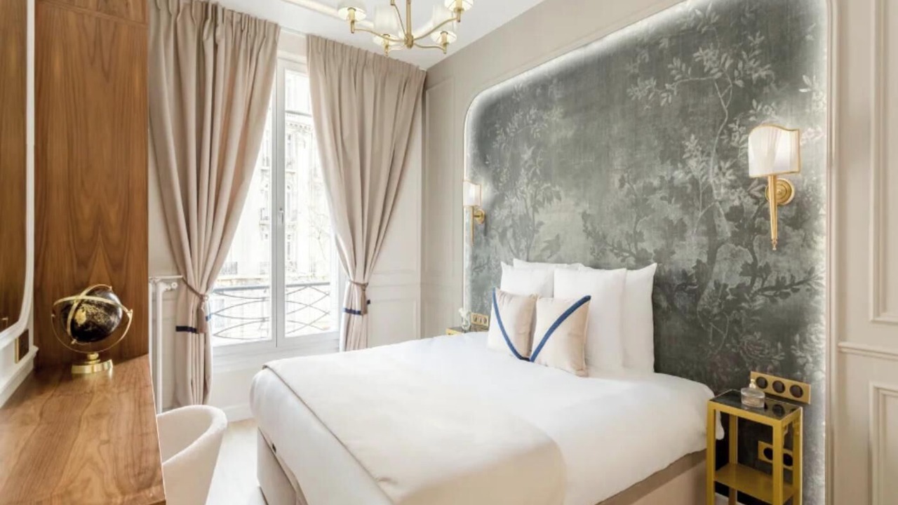 Photo of Bedroom in Chaillot