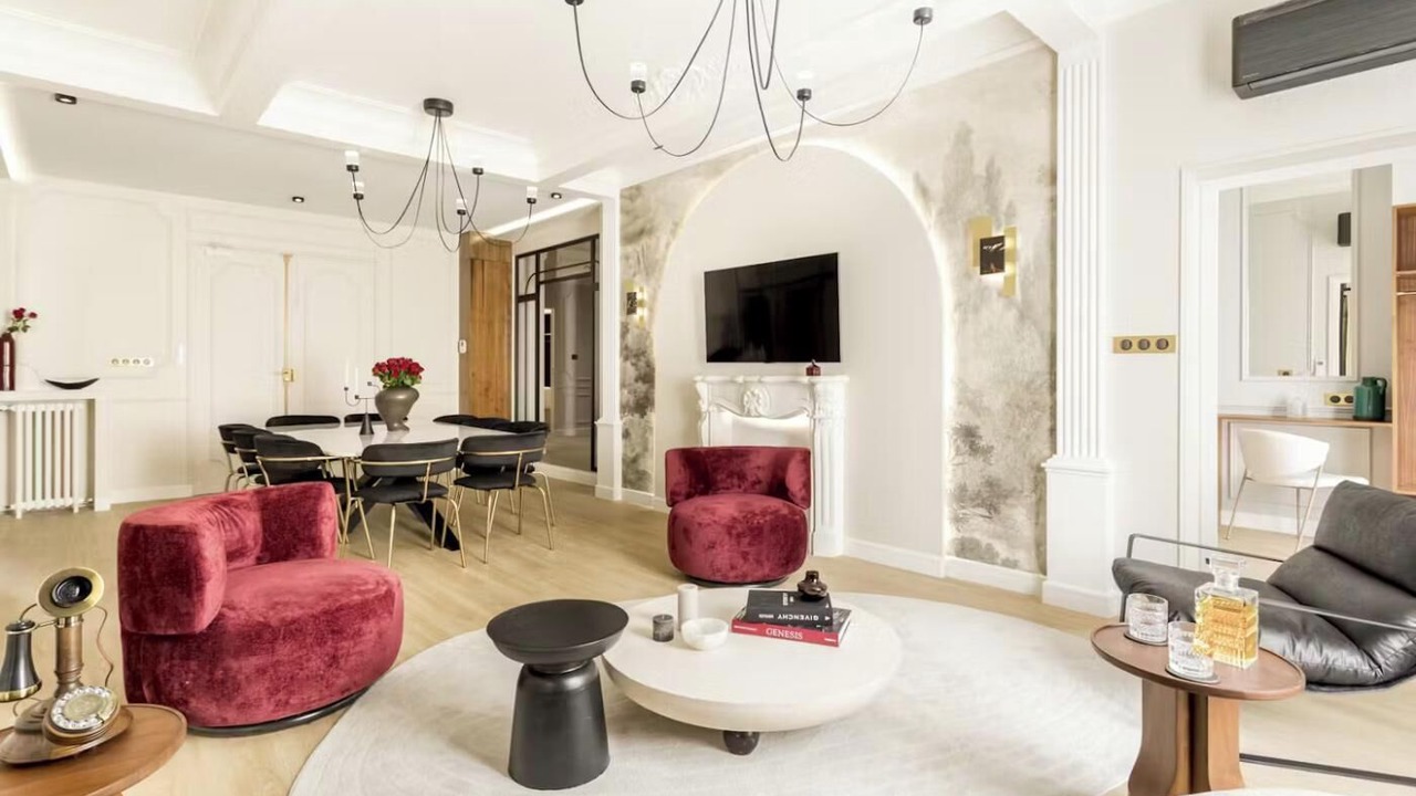 Photo of Livingroom in Chaillot