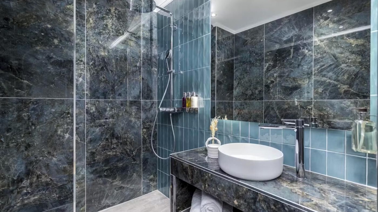 Photo of Bathroom in Chaillot