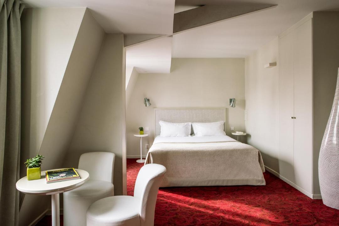 Photo of Bedroom in 12th Arrondissement