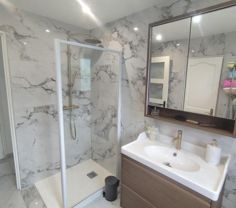 Photo of Bathroom in Arnouville
