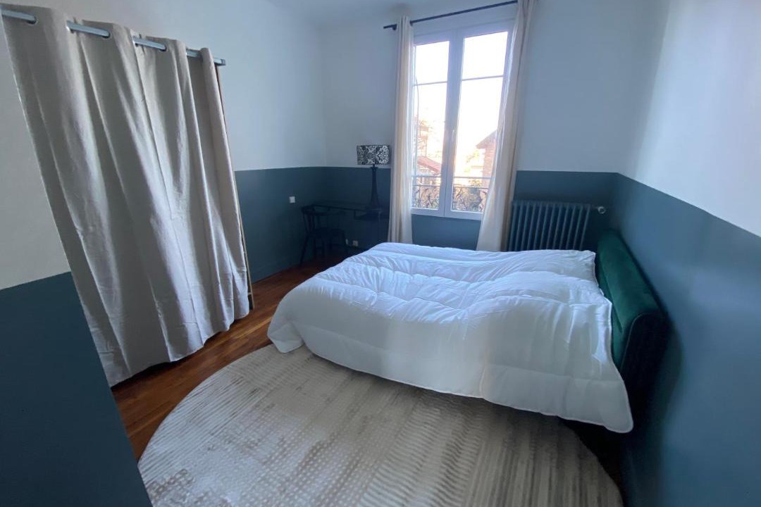 Photo of Bedroom in Asnieres-sur-Seine