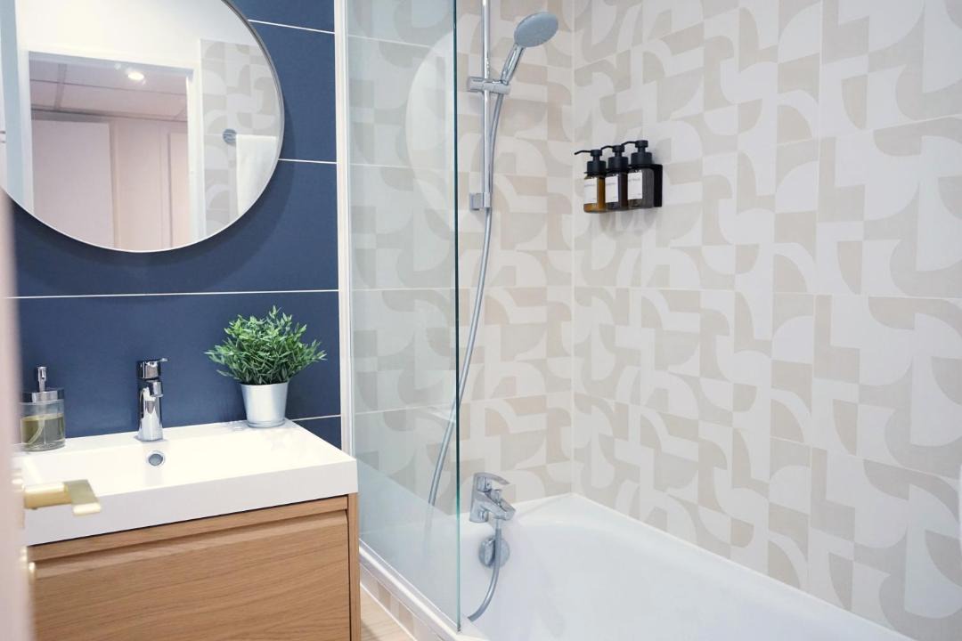 Photo of Bathroom in Issy-les-Moulineaux