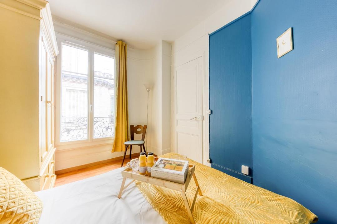 Photo of Bedroom in Clichy