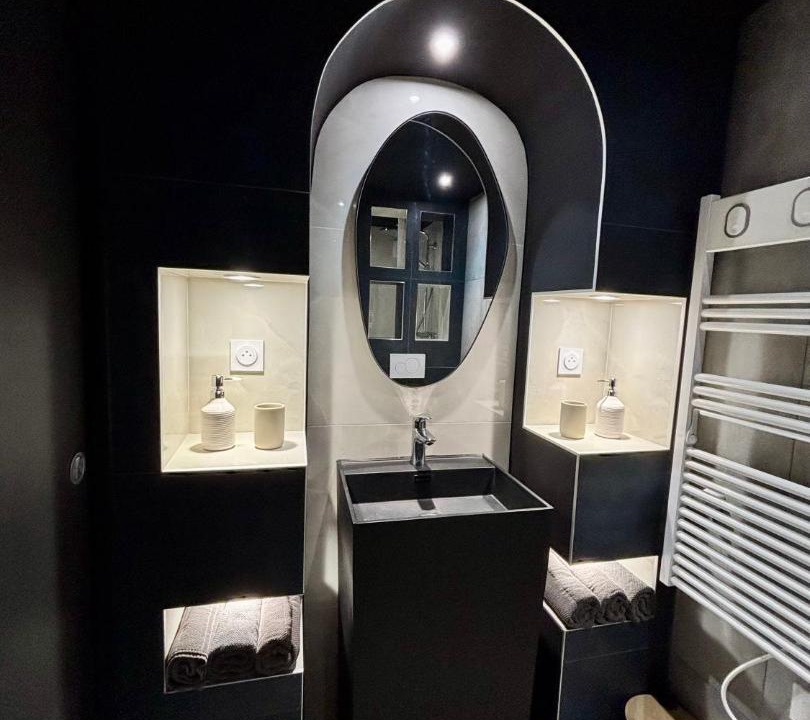 Photo of Bathroom in Magny-le-Hongre