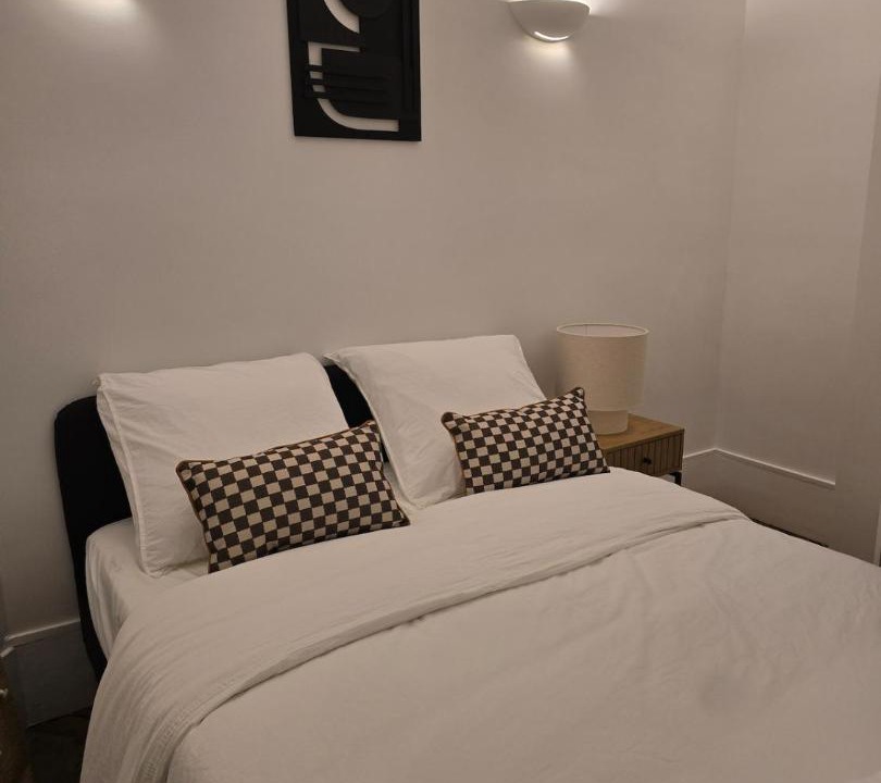 Photo of Bedroom in Bois-Colombes