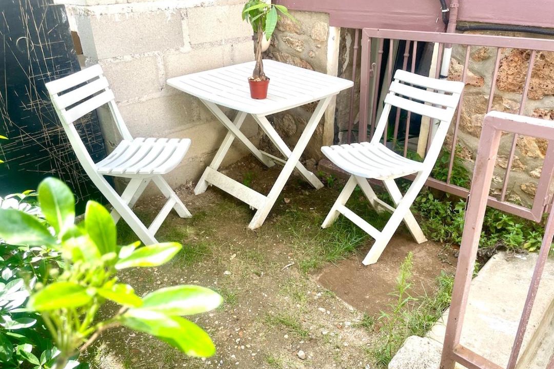 Photo of Patio Balcony in Adamville
