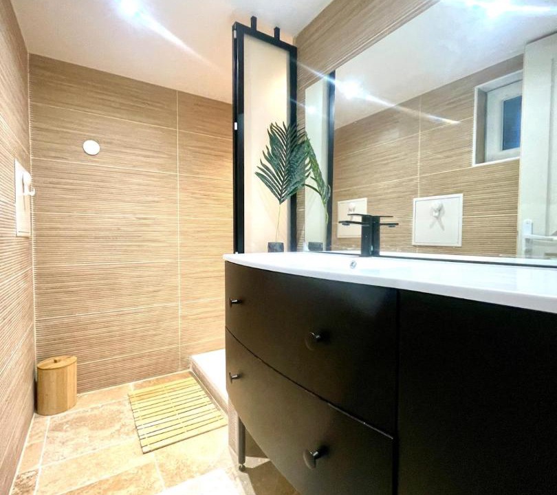 Photo of Bathroom in Adamville