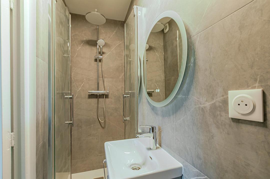 Photo of Bathroom in Asnieres-sur-Seine