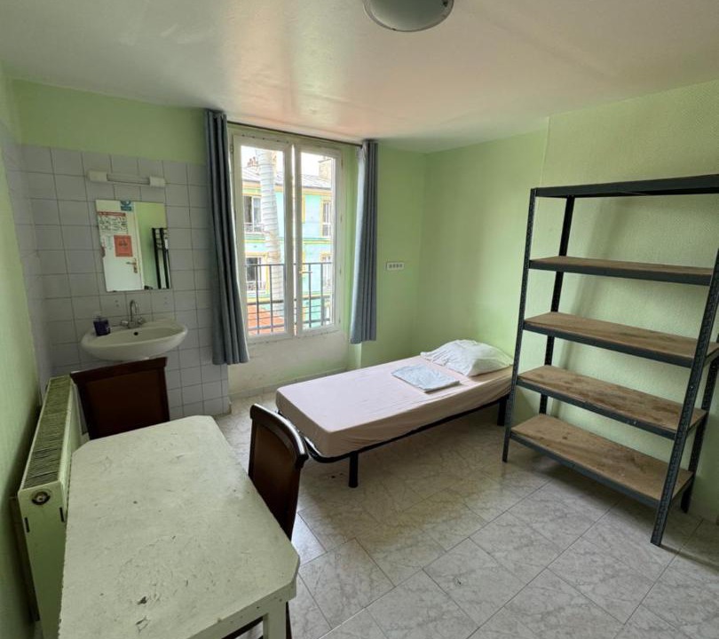 Photo of Bedroom in Saint-Denis