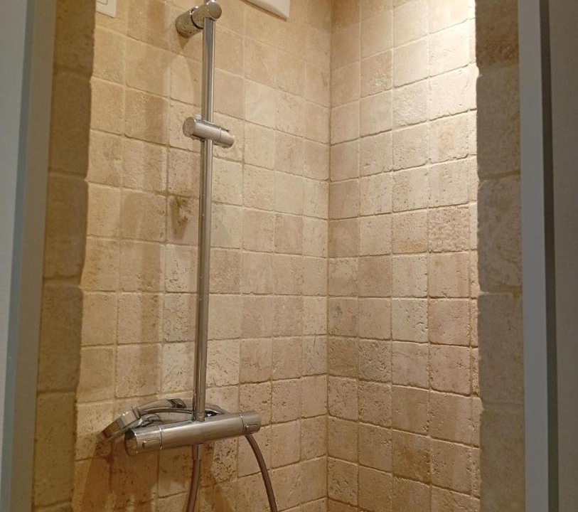 Photo of Bathroom in Garches