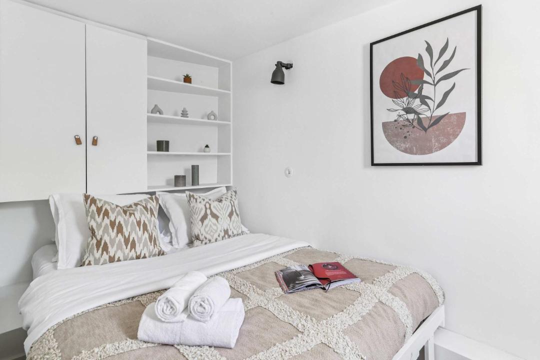 Photo of Bedroom in Arts-et-Metiers
