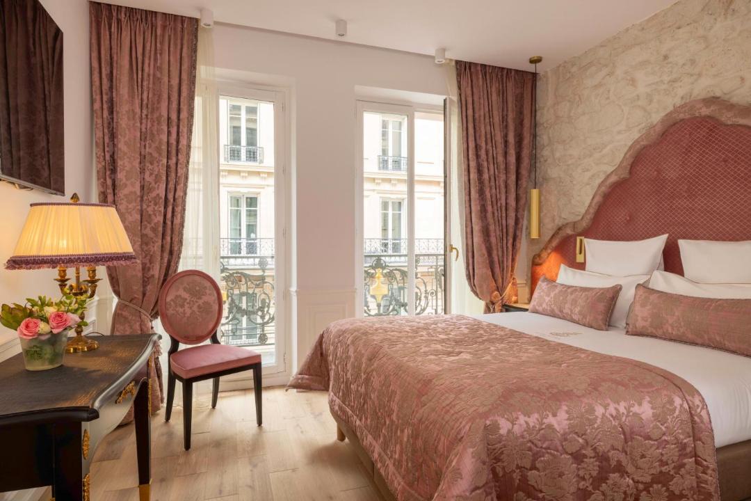 Photo of Bedroom in Chaillot
