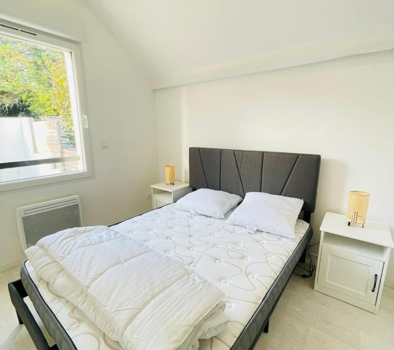 Photo of Bedroom in Coupvray