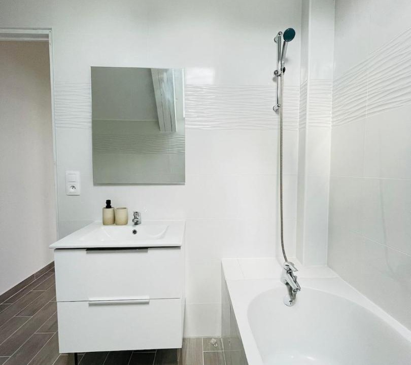 Photo of Bathroom in Coupvray