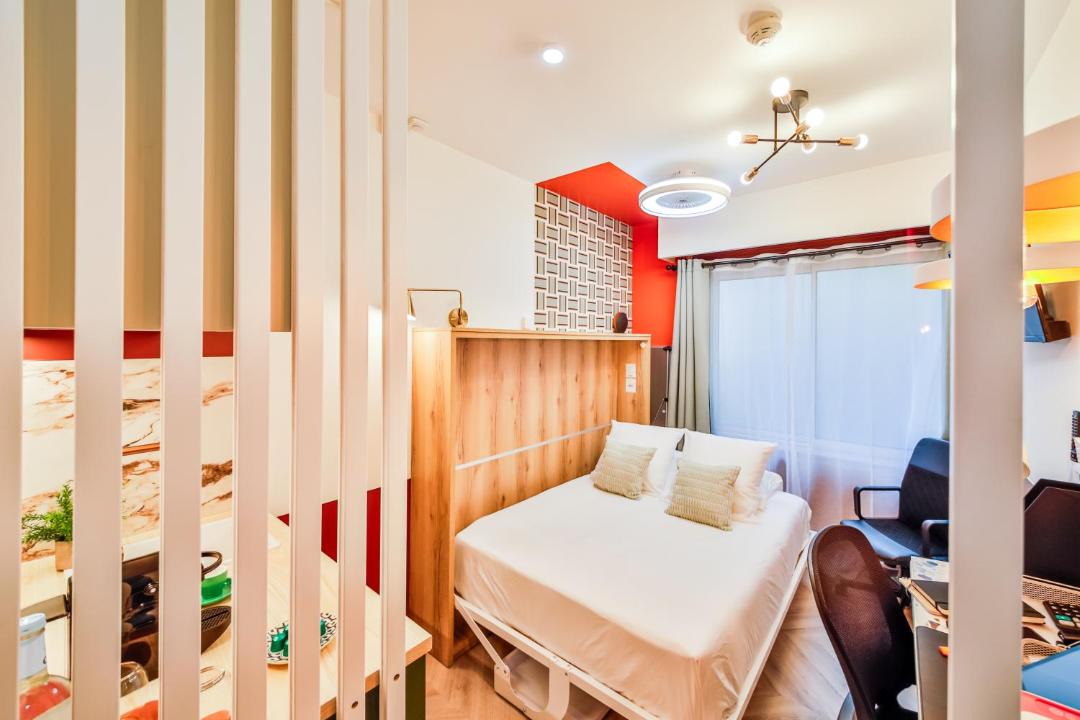 Photo of Bedroom in 9th Arrondissement