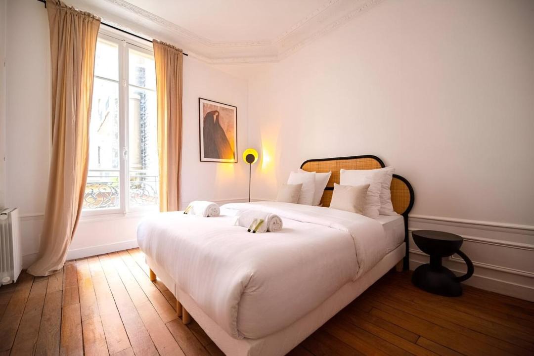 Photo of Bedroom in Quartier du Gros-Caillou
