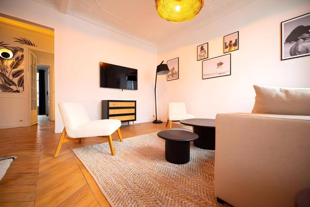 Photo of Livingroom in Quartier du Gros-Caillou