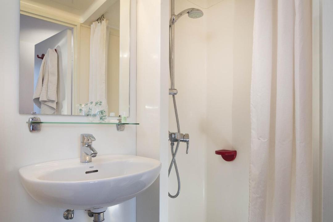 Photo of Bathroom in Grenelle