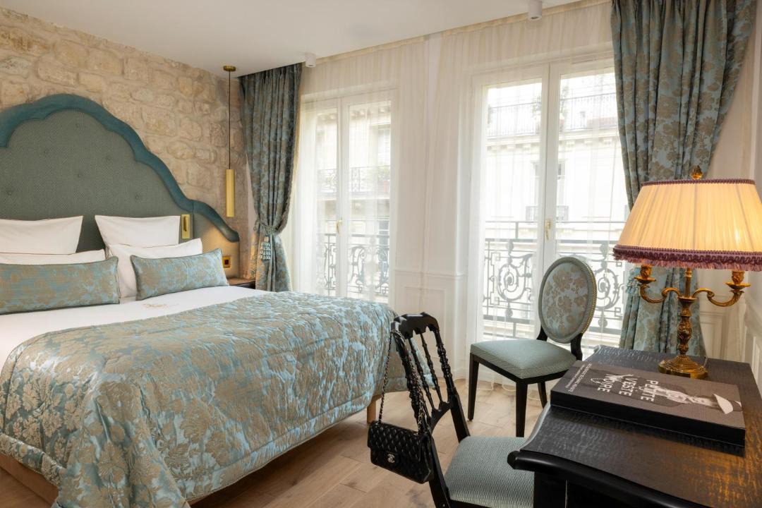 Photo of Bedroom in Chaillot