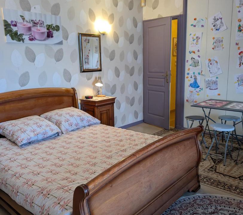 Photo of Bedroom in Saint-Thibault-des-Vignes