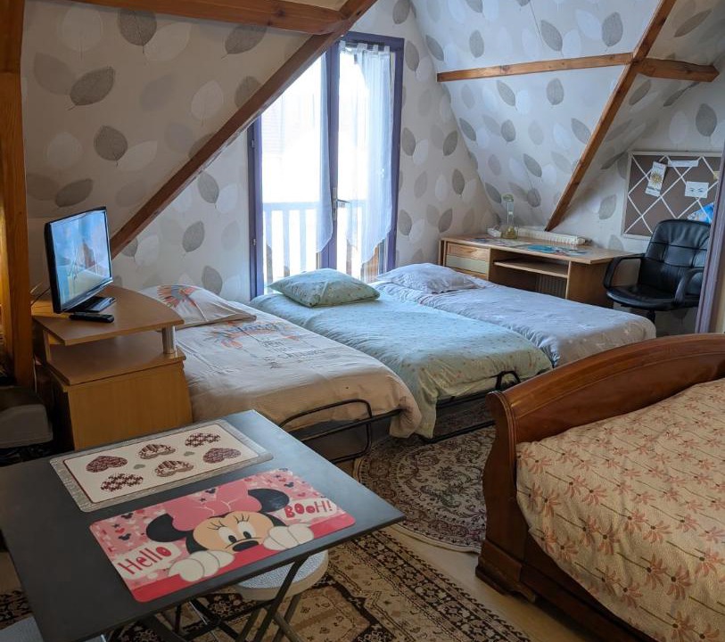 Photo of Bedroom in Saint-Thibault-des-Vignes