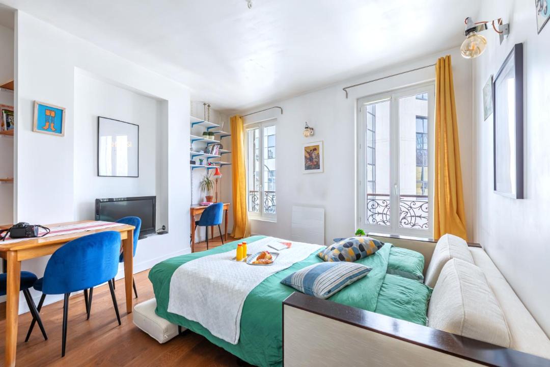 Photo of Bedroom in Asnieres-sur-Seine