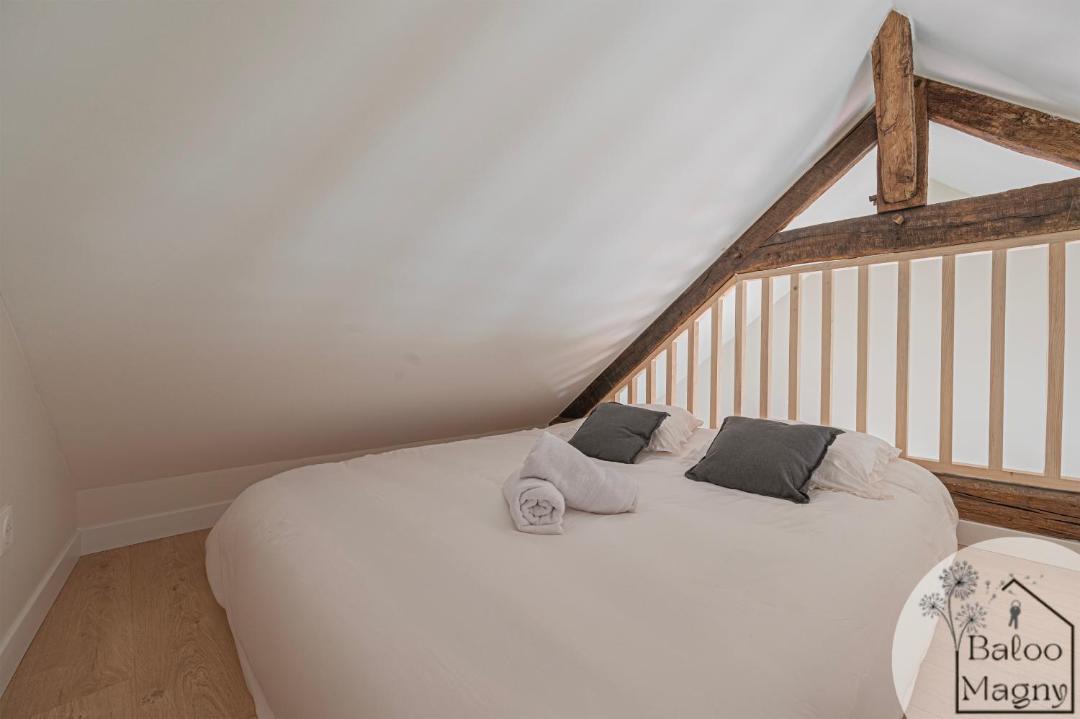 Photo of Bedroom in Magny-le-Hongre