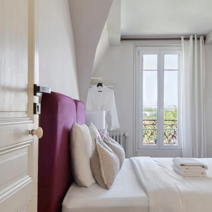 Photo of Bedroom in Villeneuve-Saint-Georges