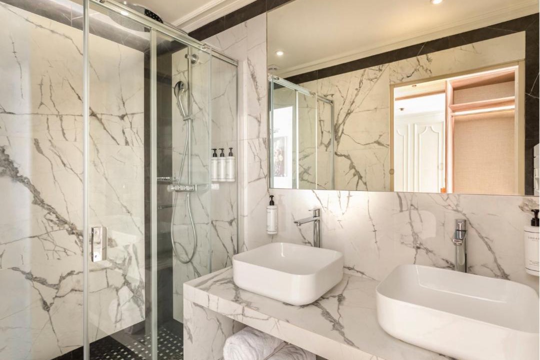Photo of Bathroom in 3rd Arrondissement