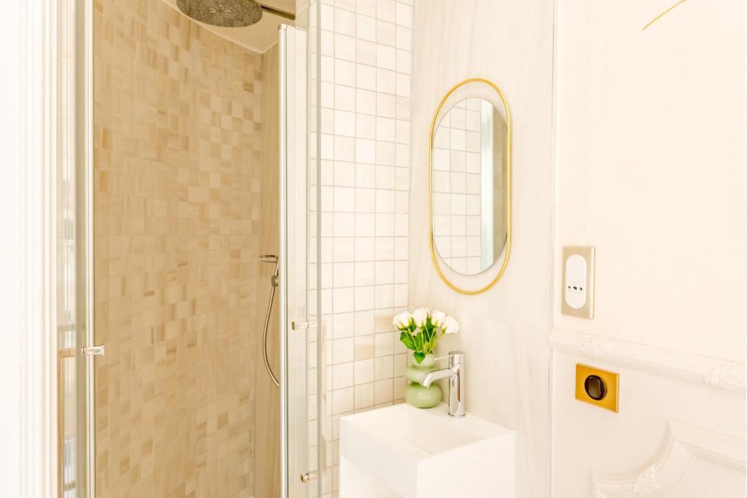 Photo of Bathroom in Palais-Royal