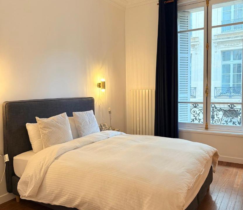 Photo of Bedroom in Faubourg-du-Roule