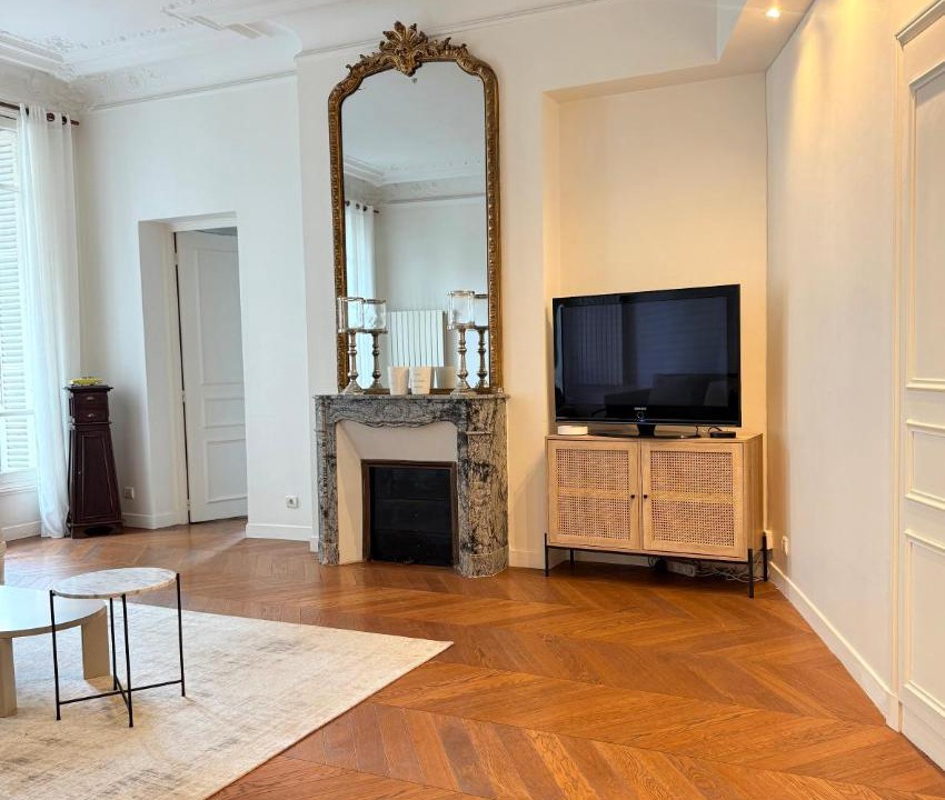 Photo of Livingroom in Faubourg-du-Roule