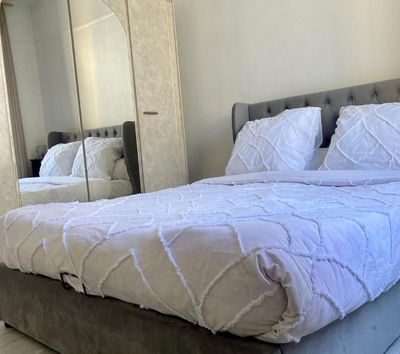 Photo of Bedroom in Republique–Point-du-Jour