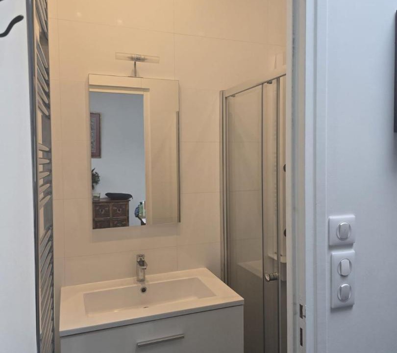 Photo of Bathroom in Plateau - Mont-Valerien