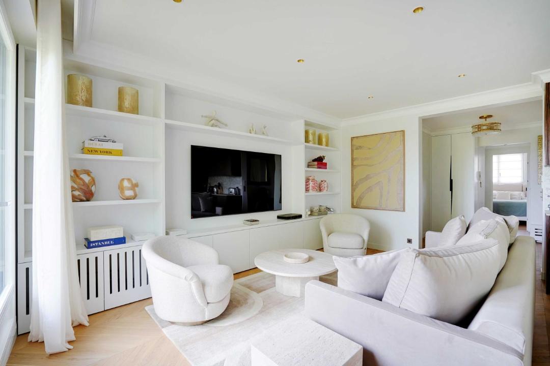 Photo of Livingroom in Chaillot