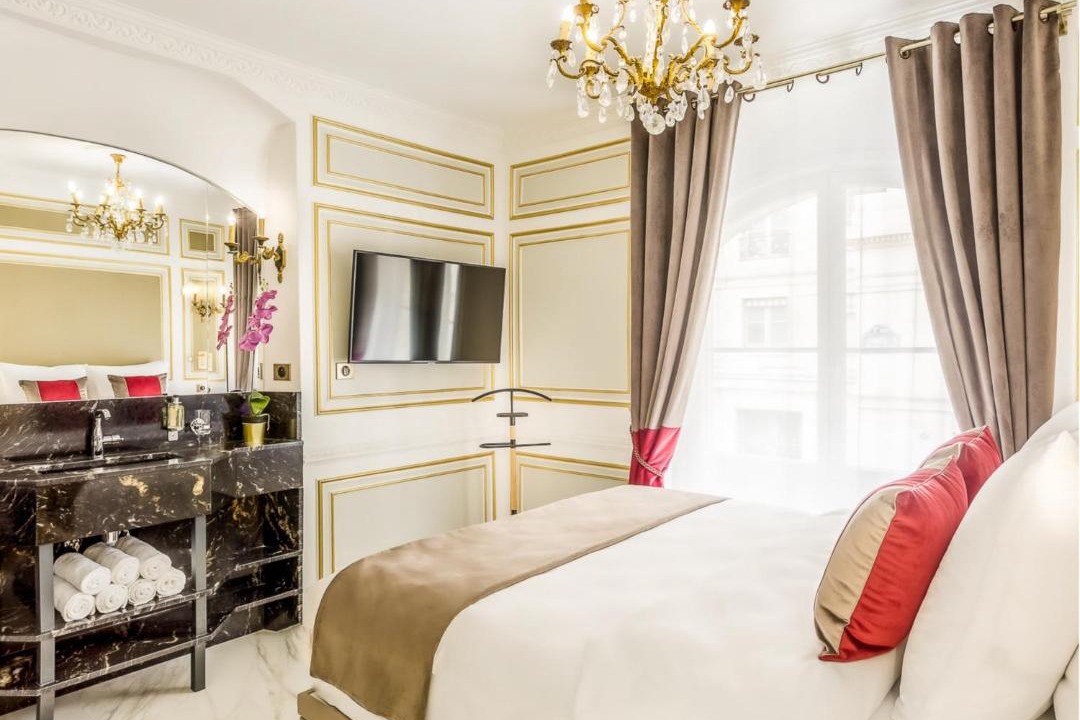 Photo of Bedroom in 1st Arrondissement