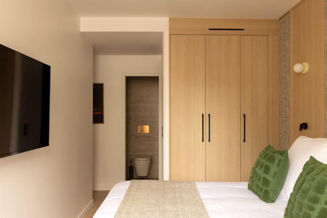 Photo of Bedroom in 10th Arrondissement