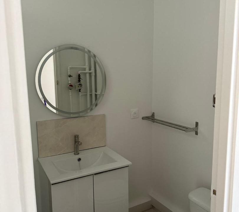 Photo of Bathroom in Montrouge