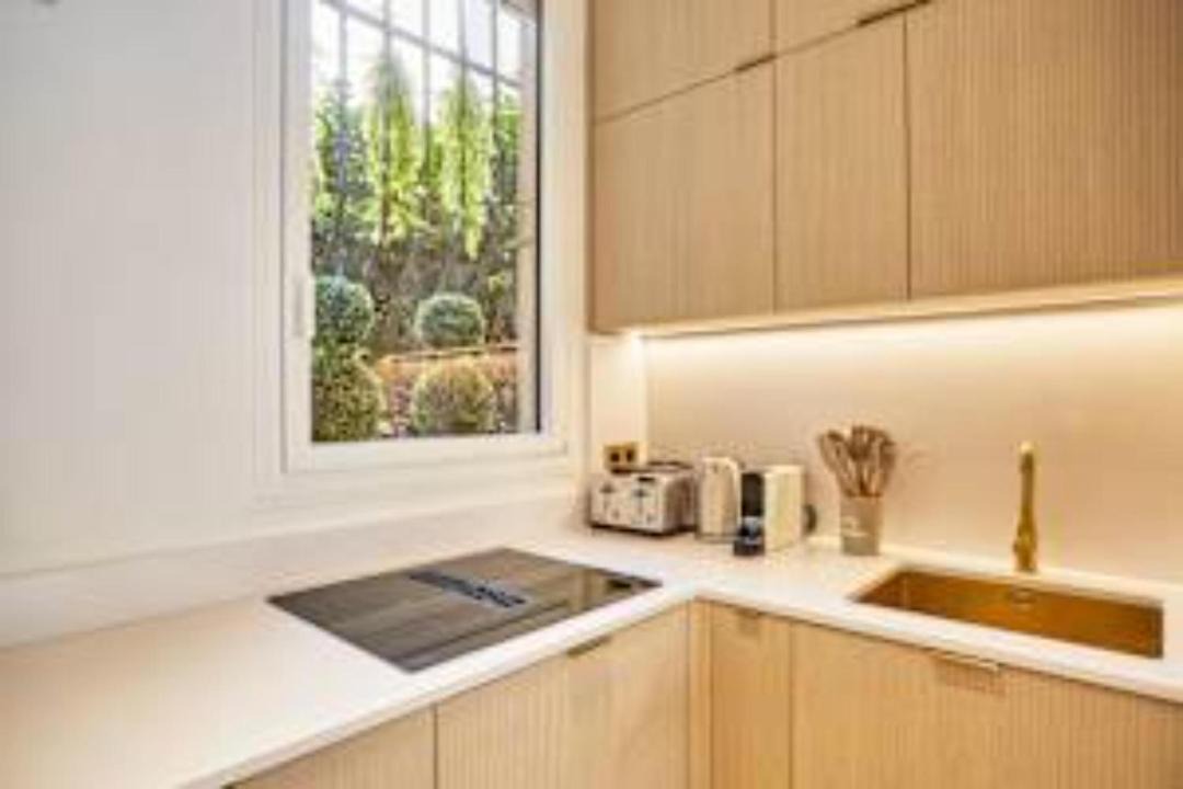 Photo of Kitchen in Chaillot