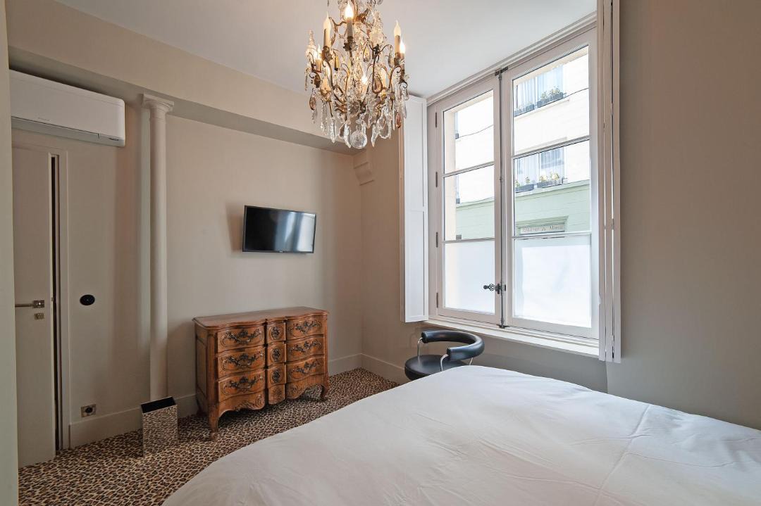 Photo of Bedroom in Marais