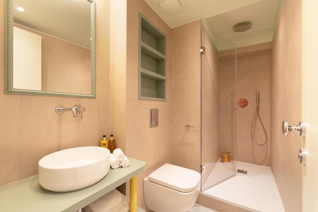 Photo of Bathroom in 8th Arrondissement