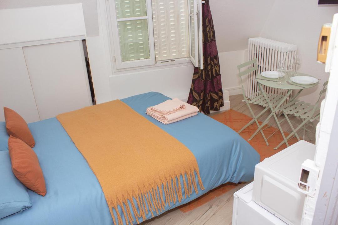Photo of Bedroom in Chaillot