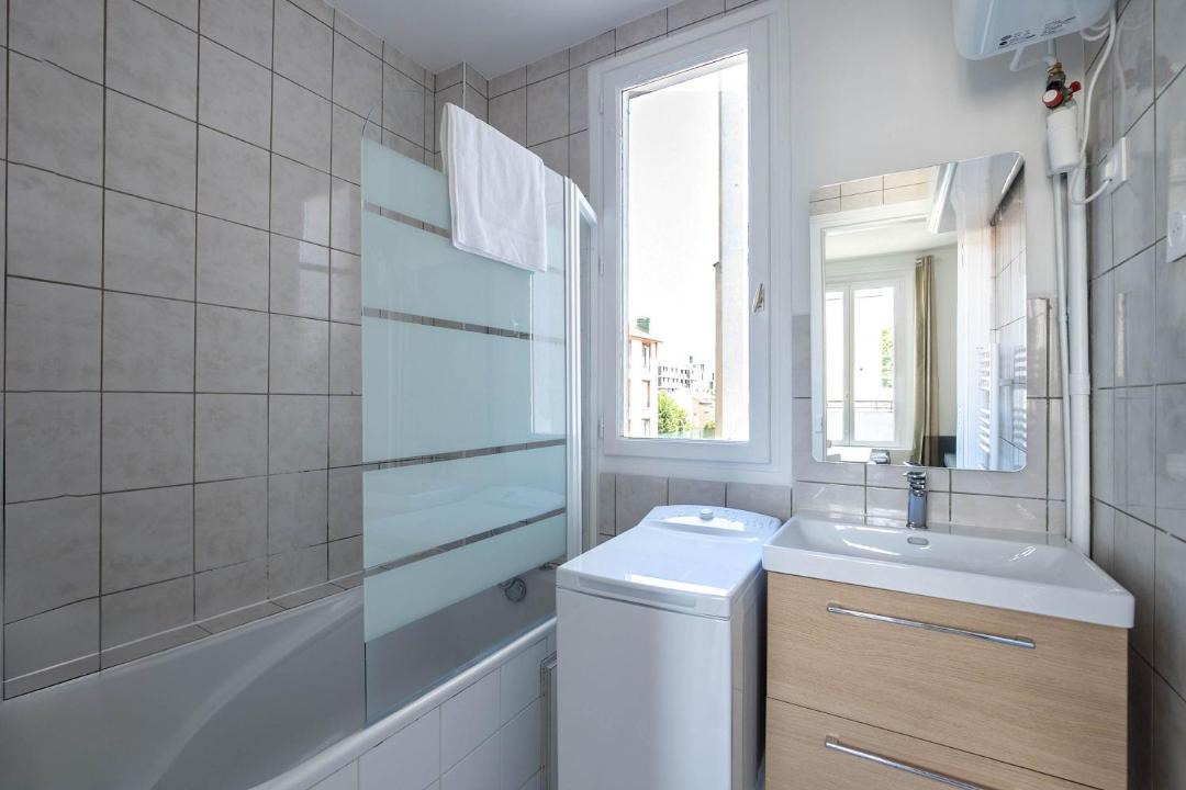 Photo of Bathroom in Asnieres-sur-Seine