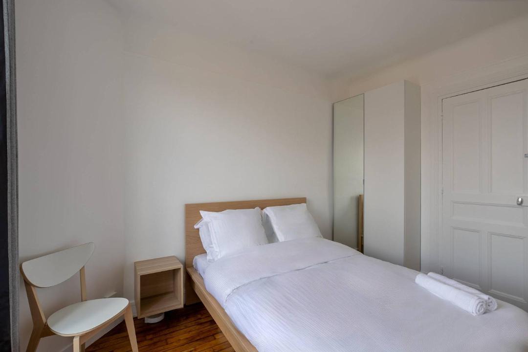 Photo of Bedroom in Asnieres-sur-Seine