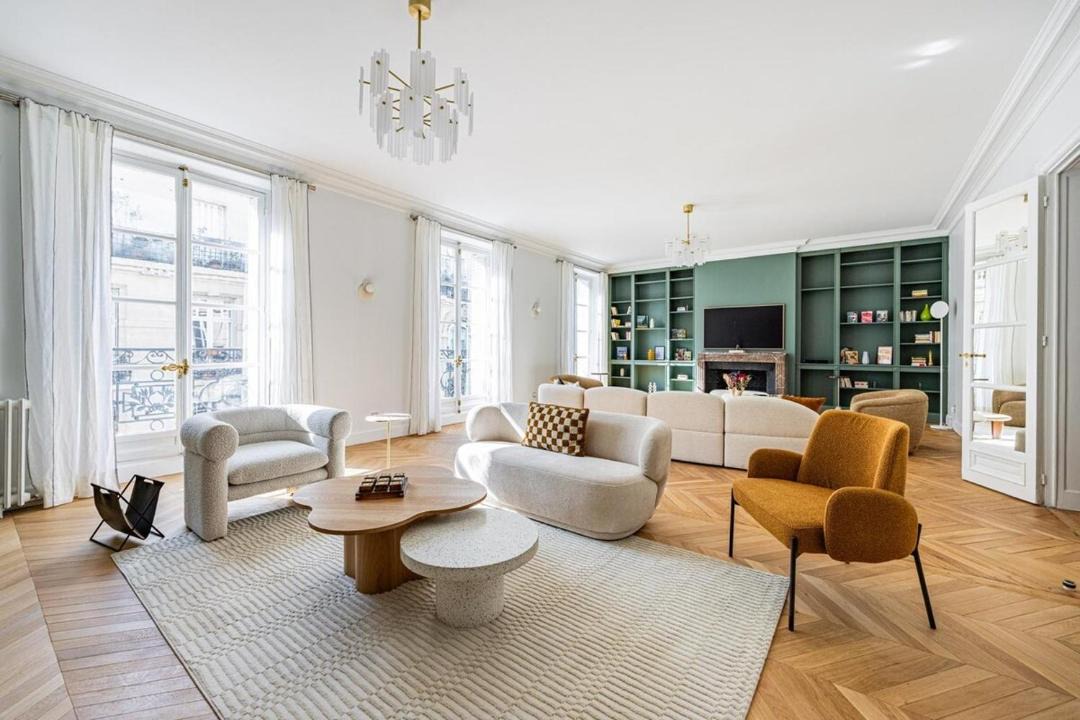 Photo of Livingroom in 16th Arrondissement