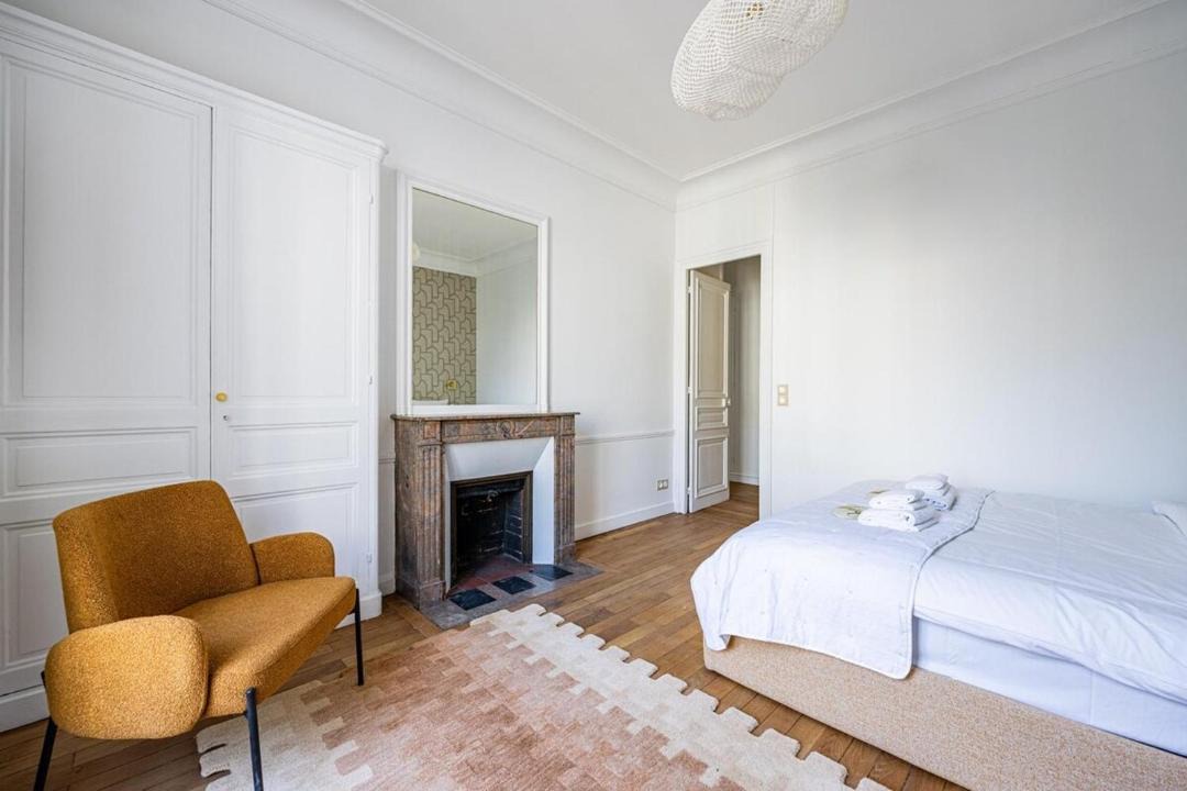 Photo of Bedroom in 16th Arrondissement