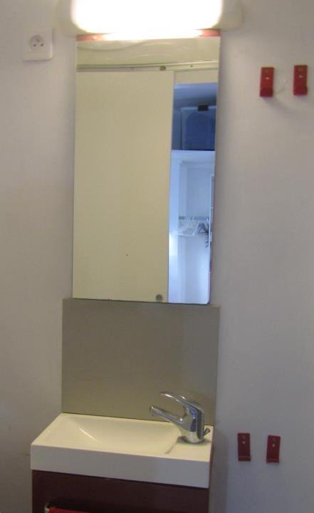 Photo of Bathroom in Garches